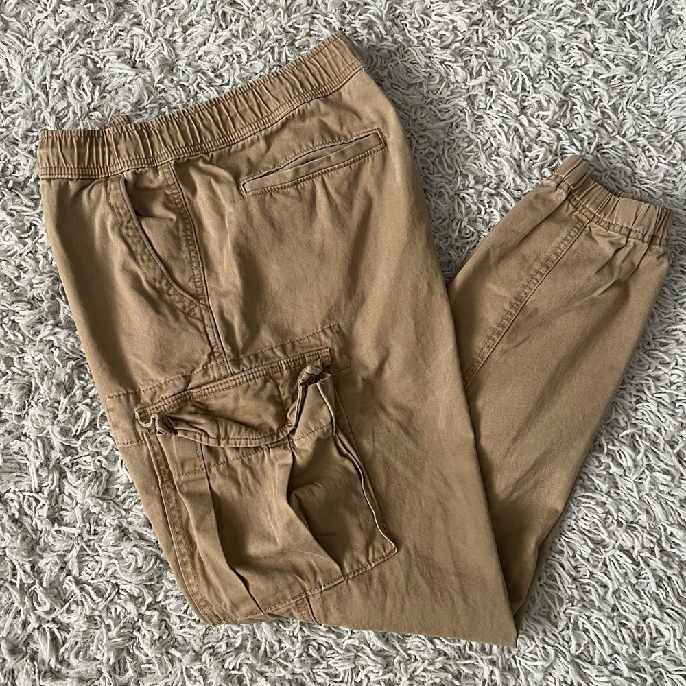 Aeropostale Tan Cargo Jogger Pants Classic Style men’s size Large